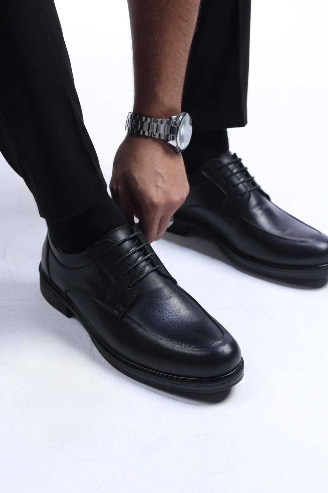 Apron-Toe Derby 5