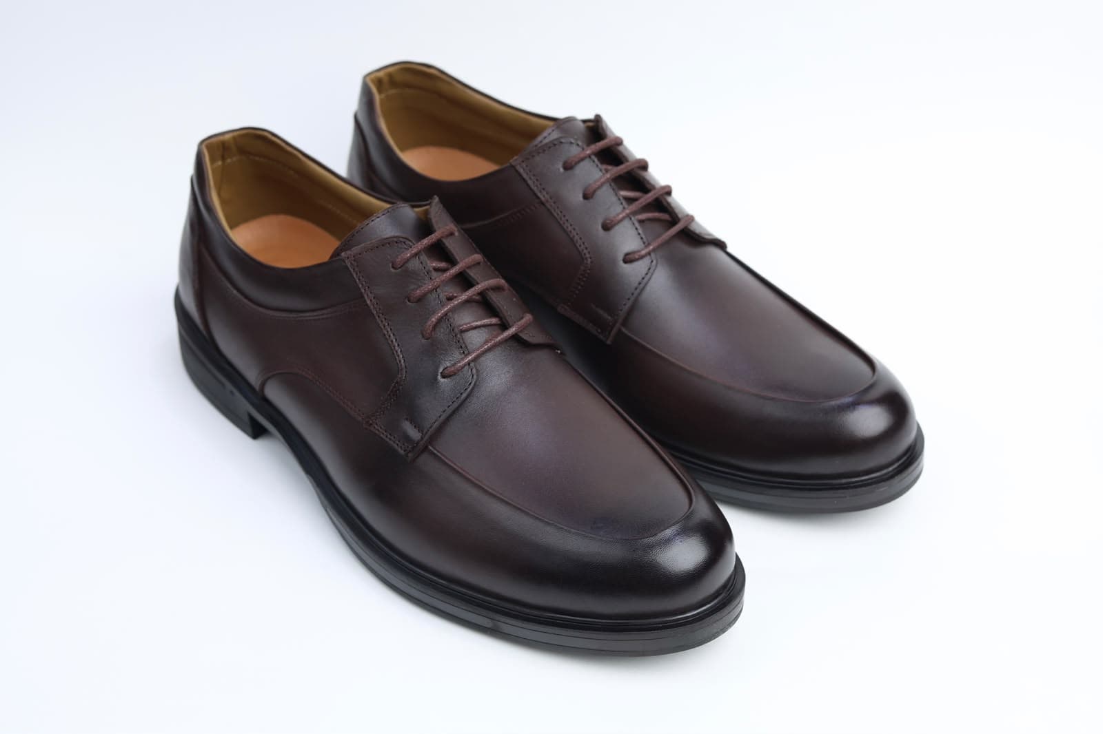 Apron-Toe Derby 7