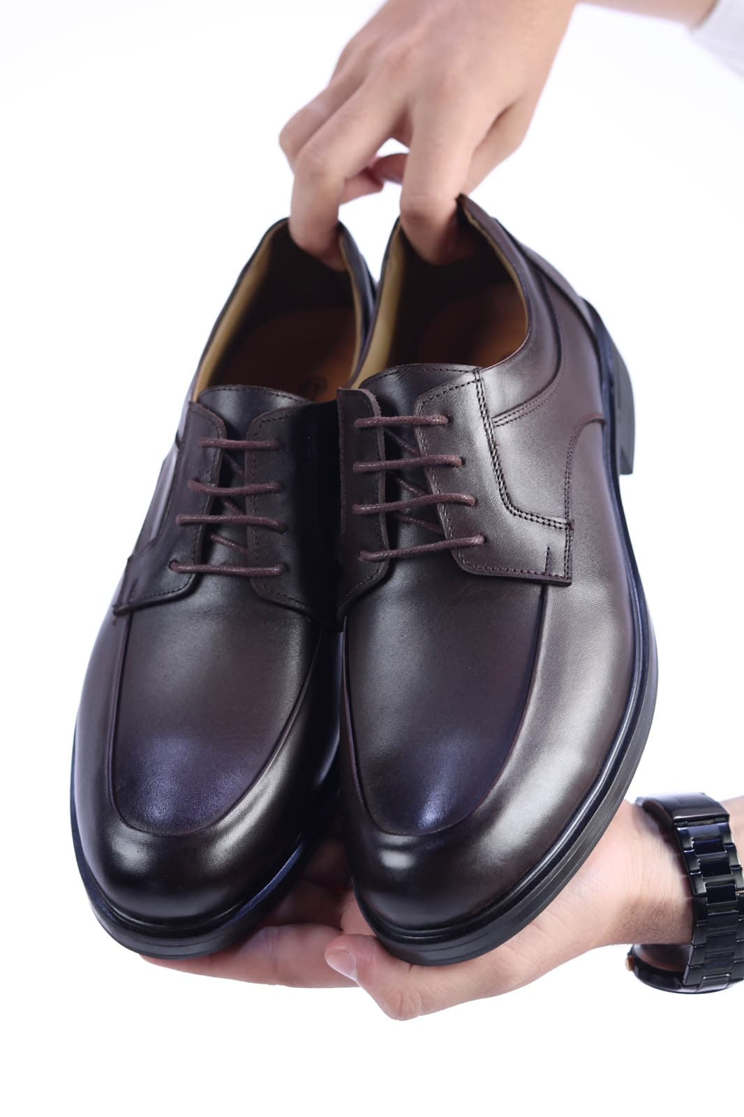 Apron-Toe Derby 9