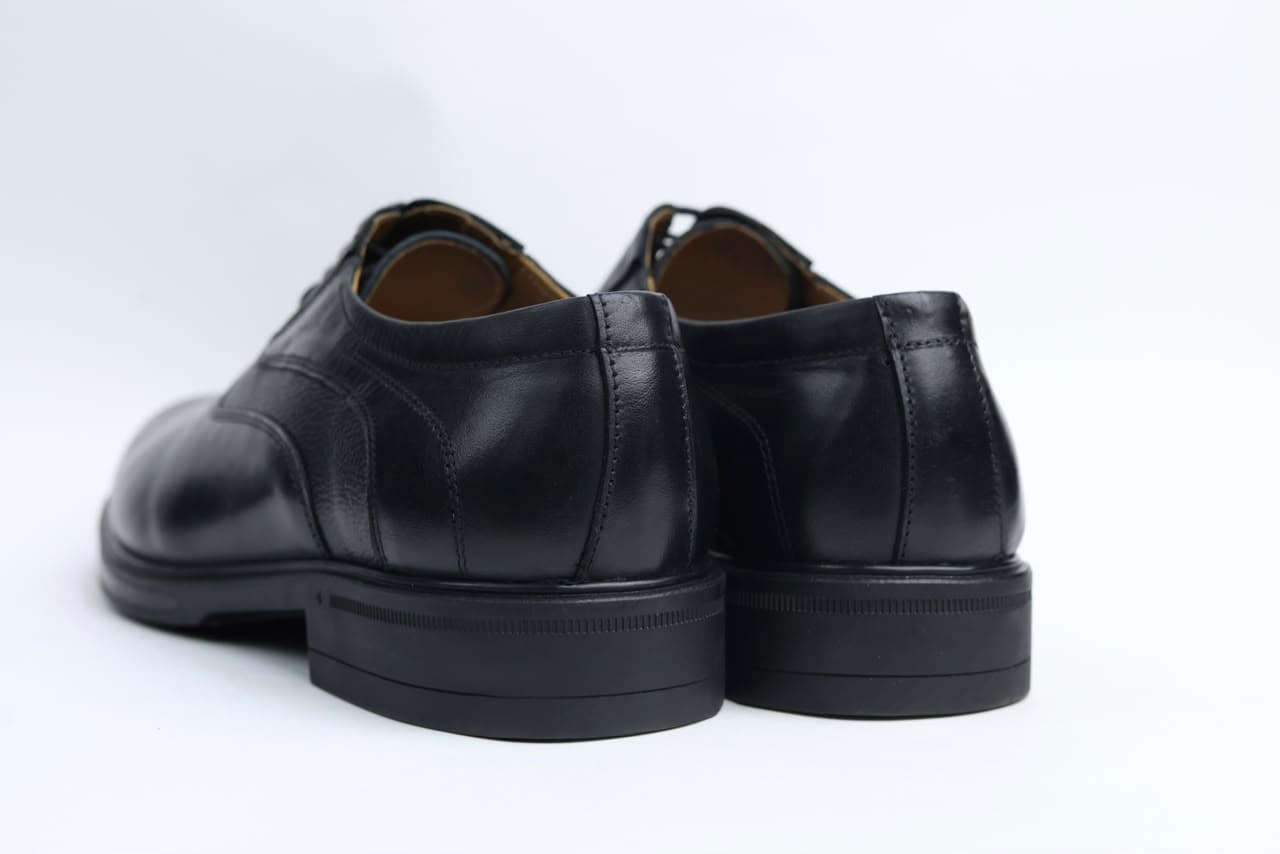 Plain-Toe Oxford 9